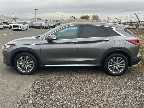 2024 INFINITI QX50 Luxe