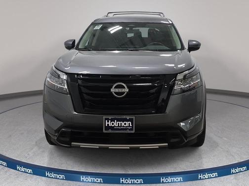 Gun Metallic 2023 Nissan Pathfinder SL