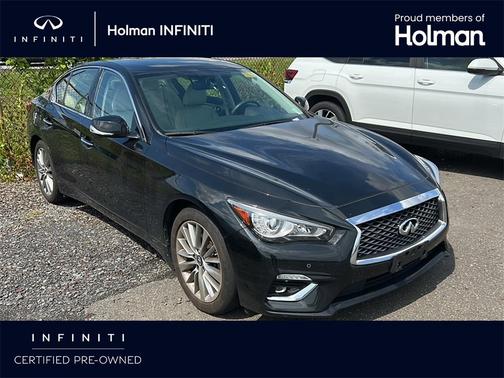 2022 INFINITI Q50 LUXE