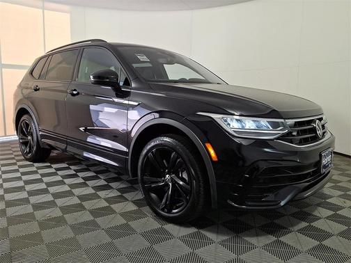 2023 Volkswagen Tiguan 2.0T SE R-Line Black
