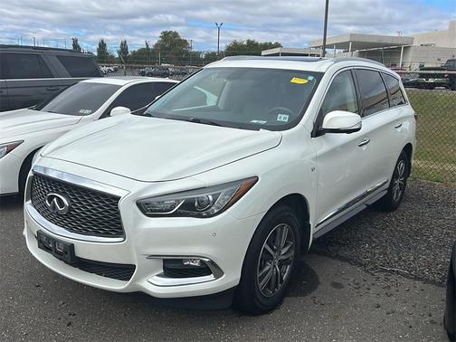 2017 INFINITI QX60 Base