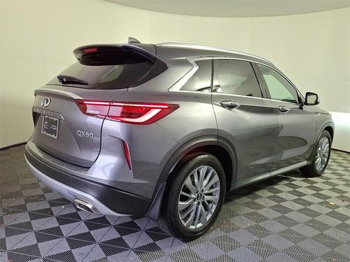 2025 INFINITI QX50 Luxe