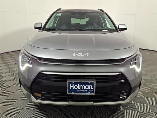 2023 Kia Niro EX Touring