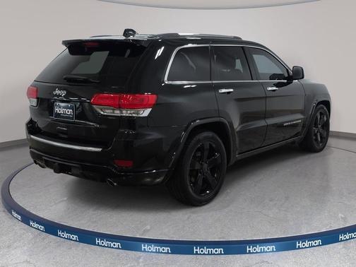 Brilliant Black Crystal Pearlcoat 2014 Jeep Grand Cherokee Overland