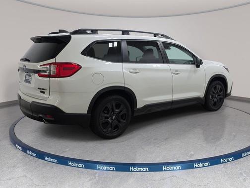 Crystal White Pearl 2023 Subaru Ascent Onyx Edition