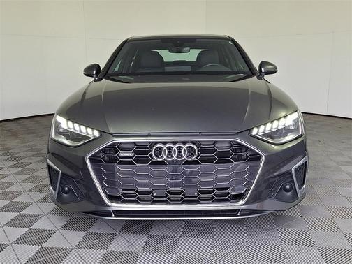 2024 Audi A4 45 S line quattro Premium
