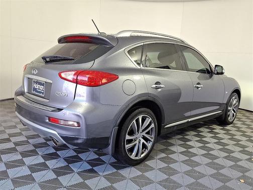 2017 INFINITI QX50 Base