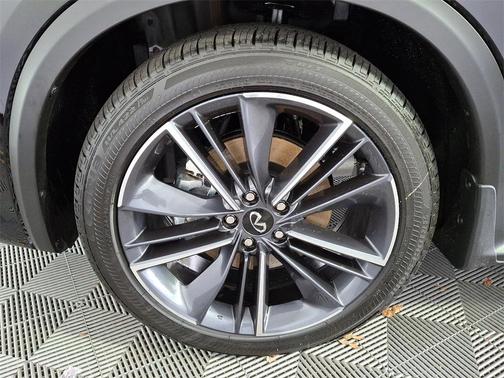 2025 INFINITI QX50 SPORT