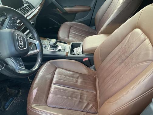 2018 Audi Q5 2.0T Premium Plus