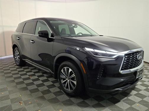 2025 INFINITI QX60 Pure