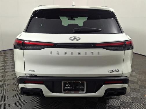 2025 INFINITI QX60 Luxe