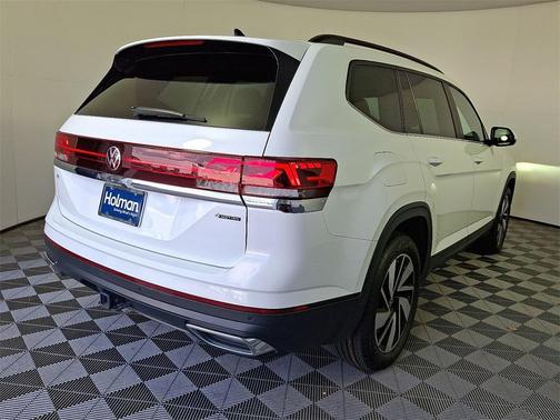 2024 Volkswagen Atlas 2.0T SE