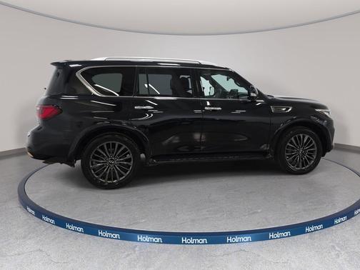 Diamond Black 2024 INFINITI QX80 SENSORY