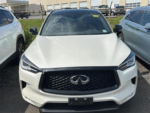 2022 INFINITI QX50 Luxe