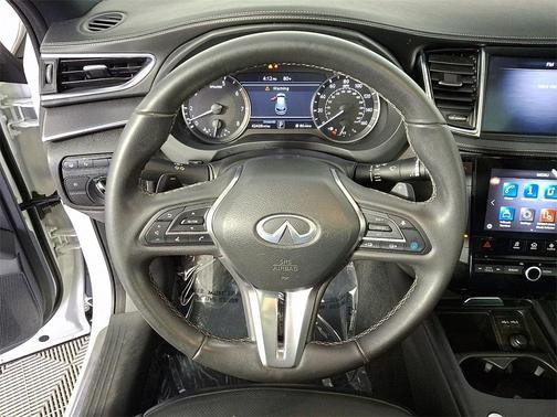 2022 INFINITI QX50 Luxe