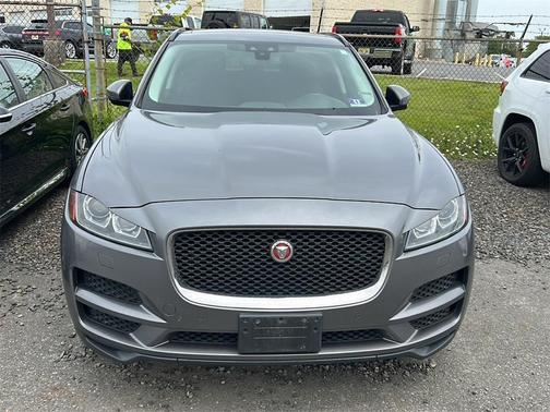 2017 Jaguar F-PACE 35t Premium