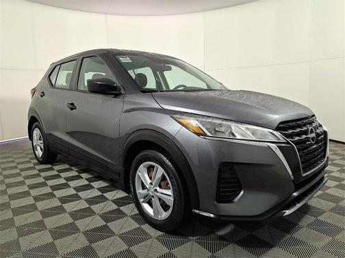 2022 Nissan Kicks S