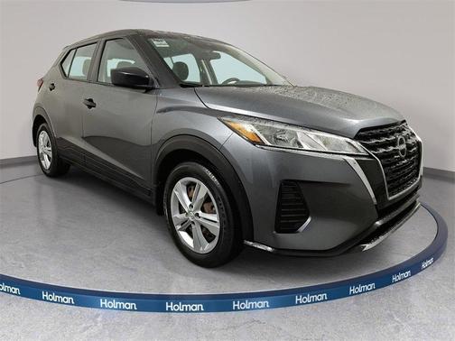 2022 Nissan Kicks S