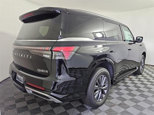 2026 INFINITI QX80 PURE