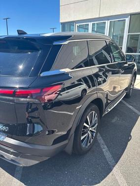 Mineral Black 2023 INFINITI QX60 SENSORY