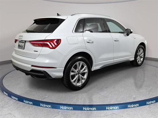 2023 Audi Q3 45 S line Premium