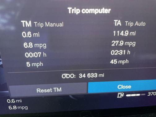 Gray Metallic 2023 Volvo XC90 B6 Plus 7-Seater