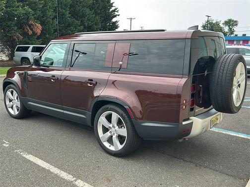 2023 Land Rover Defender S