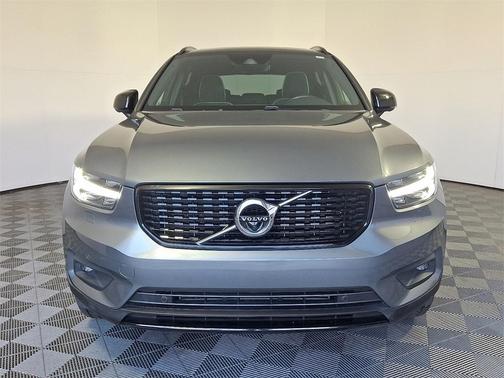 2019 Volvo XC40 T5 R-Design