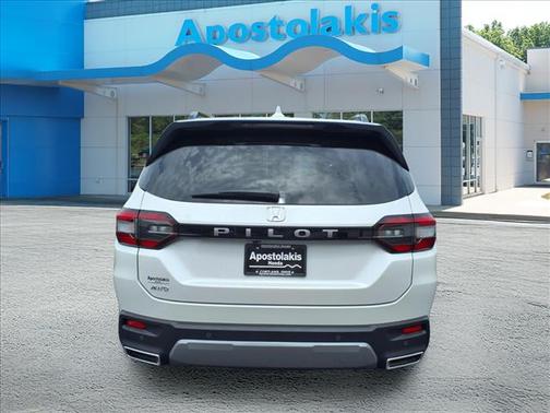 Platinum White Pearl 2026 Honda Pilot EX-L