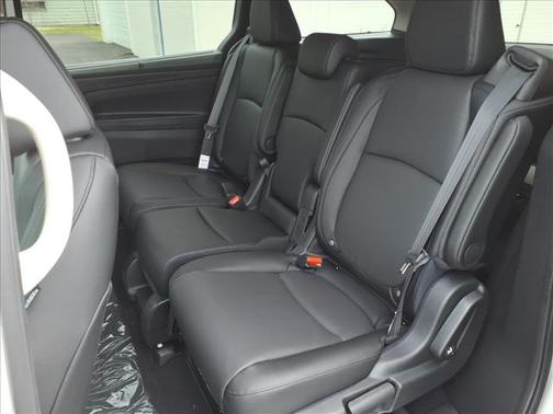 Platinum White 2026 Honda Odyssey EX-L