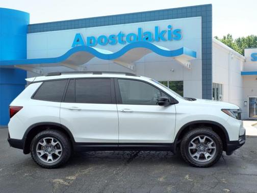 2022 Honda Passport TrailSport