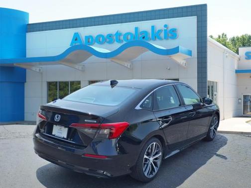 2022 Honda Civic Touring