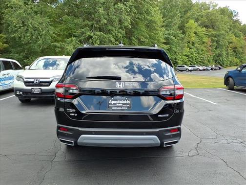 2025 Honda Pilot Touring