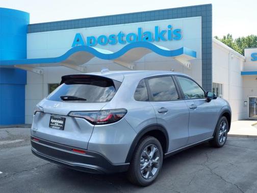 2026 Honda HR-V LX