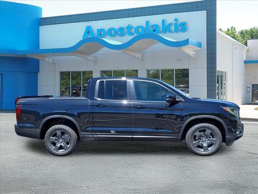 Crystal Black 2026 Honda Ridgeline TrailSport
