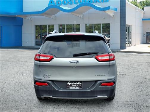 Silver 2016 Jeep Cherokee Limited