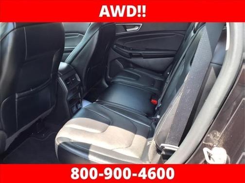 Black 2019 Ford Edge Titanium