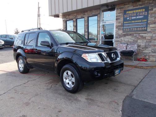 2011 Nissan Pathfinder S
