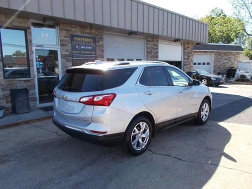 Silver Ice Metallic 2019 Chevrolet Equinox Premier