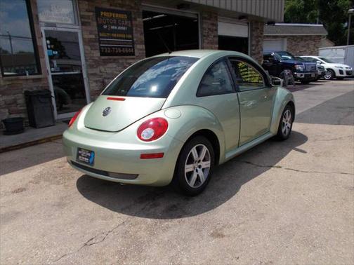 2006 Volkswagen New Beetle 2.5
