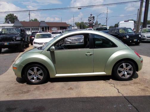 2006 Volkswagen New Beetle 2.5