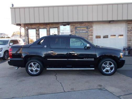 2013 Chevrolet Avalanche LTZ