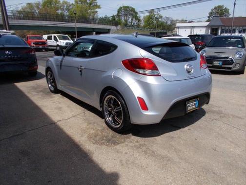 2012 Hyundai Veloster Base