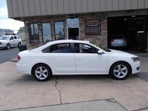2012 Volkswagen Passat 2.5 SE