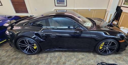 2021 Porsche 911 Turbo S