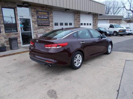 2017 Kia Optima LX