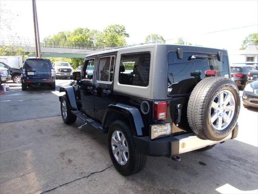2013 Jeep Wrangler Unlimited Sahara