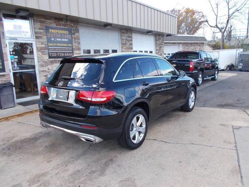 2017 Mercedes-Benz GLC 300 4MATIC
