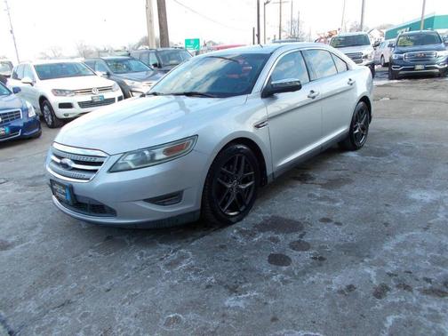 2010 Ford Taurus Limited