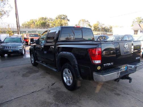2004 Nissan Titan SE Crew Cab